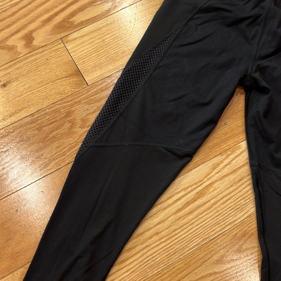 Victoria Secret VSX Knockout leggings - Picture 6 of 8